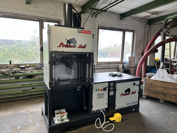 BRONNEBERG Střihač motorů 3 fázový – Znojmo